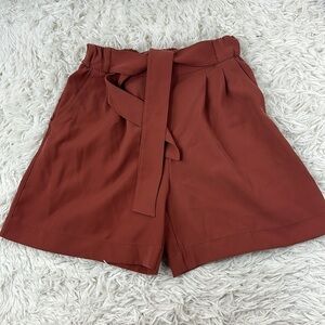 Lululemon Noir Short 5.5" Rustic Clay